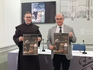 Miguel Ángel González y Juan Carlos Zaballos presentan la peregrinación a Alba de Tormes. 