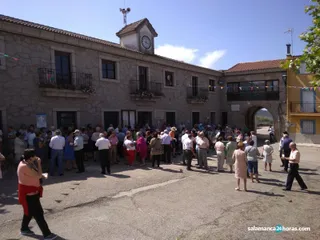 Citas litúrgicas, folklore y convite en las fiestas de Pereña (9)