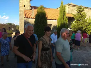 Procesión en sardón de los frailes (12)