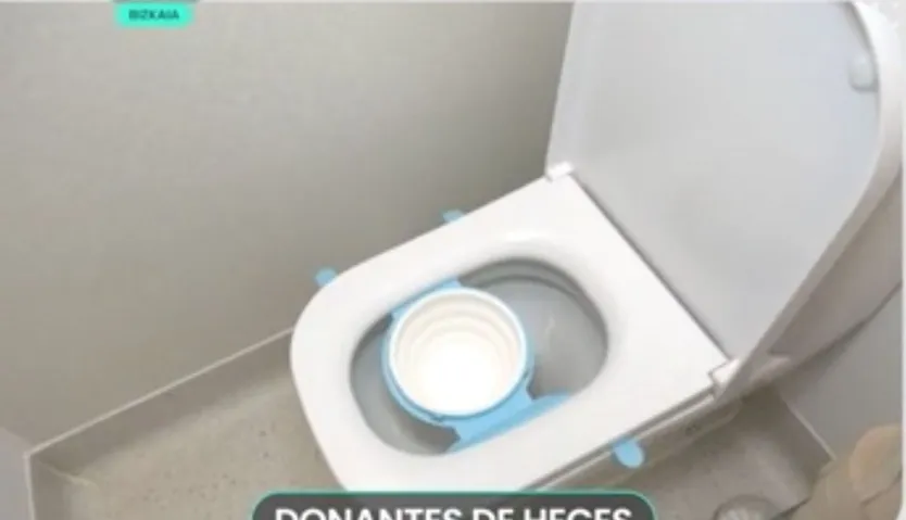 Recipiente para donar excrementos en Deria