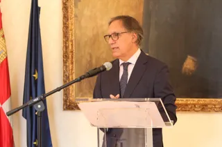 Carlos García Carbayo en el Salón de Recepciones del Ayuntamiento de Salamanca. Foto de archivo SALAMANCA24HORAS