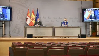 Francisco Igea y Verónica Casado, en la sala de prensa de la Junta de Castilla y León