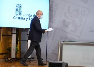 El vicepresidente y portavoz de la Junta antes de su comparecencia tras el Consejo de Gobierno. ICAL