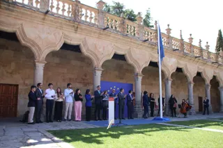 Ceremonia de Izado de la bandera europea por el Día de Europa | Andrea M