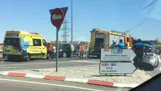 Accidente en la rotonda de Aldeatejada