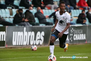 Empate sin goles entre Oviedo Vetusta y Salamanca CF UDS (0-0)