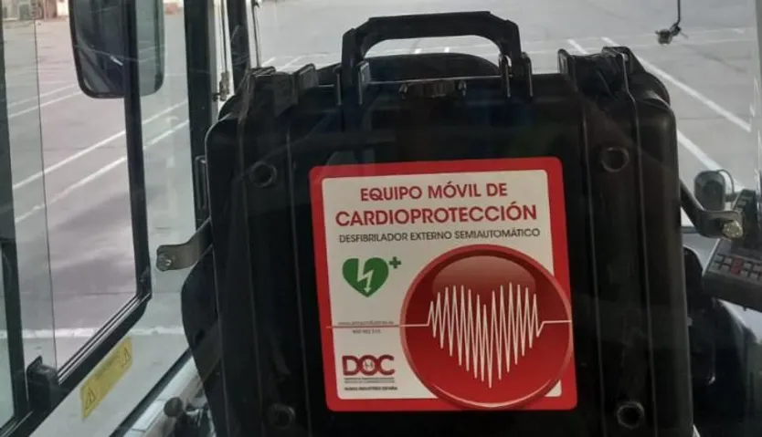Los autobuses urbanos de Salamanca ya disponen de desfibriladores