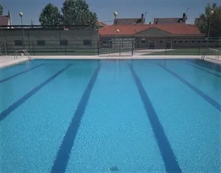 Piscina Cabrerizos