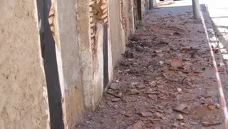 Nuevos derrumbes de tejados en viviendas del barrio Tejares
