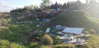 Escombrera en el término municipal de Babilafuente