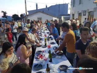 Merienda tradicional en Galindo y Perahuy (5)