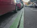 Doble línea verde en la zona ORA