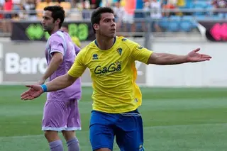 El Cádiz rescinde el contrato de Kike López