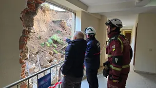 Así ha sido el desprendimiento de la muralla antigua de Salamanca