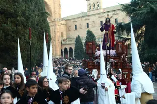 Procesión de la Cofradía Penitencial del Rosario | Mateo G.J.