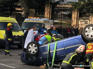 Accidente vuelco paseo Carmelitas (13)