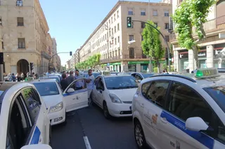 Concentración de los taxistas por la competencia desleal