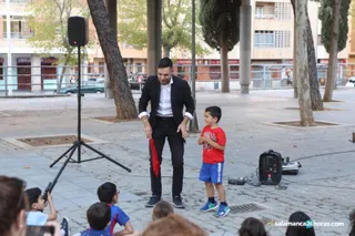 Magia en la Plaza Barcelona (6)