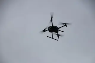 Dron sobrevolando el Volcán de Garrido en las labores realizadas por la Policía Local de Salamanca