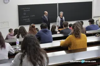 Alumnos Examen Profesores Universidad Ciencias Químicas (8)