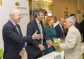 Iberdrola homenajea a 87 trabajadores veteranos y jubilados de Castilla y León