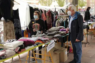 Mercadillo solidario de Garrido Contigo