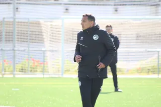 Dani Llácer, en un entrenamiento con Unionistas | FOTO ANDREA MATEOS