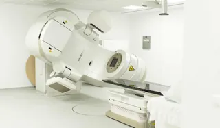 Un acelerador lineal para radioterapia. | EP
