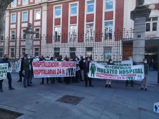 Concentración en Valladolid frente a la Consejería en defensa del Hospital de Béjar