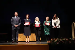 Reconocimiento a Cristina Klimowitz Waldmann, Inmaculada Sánchez Barrios y María Isidoro García con motivo del Día de la Mujer