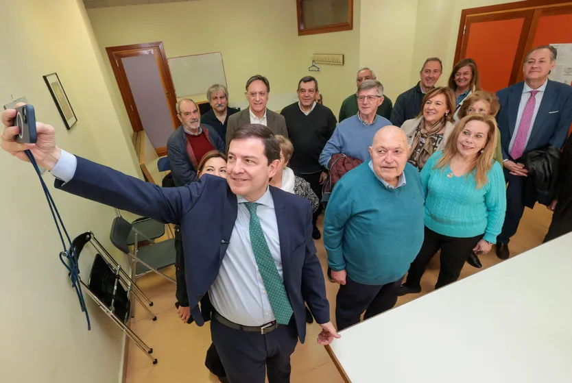 Mañueco ha visitado posteriormente la asociación FAMASA