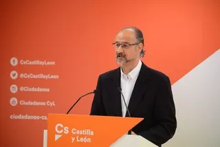 Luis Fuentes: “Herrera tiene que dejar atrás las crisis de su partido y avanzar en los retos que necesita la Comunidad”