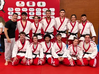 Cuatro victorias y dos derrotas de Doryoku en Villaviciosa de Odón | Judo Club Doryoku