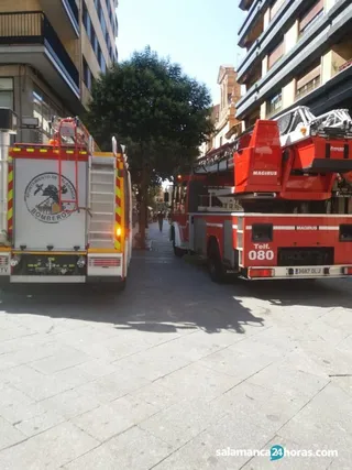 Bomberos calle zamora (15)