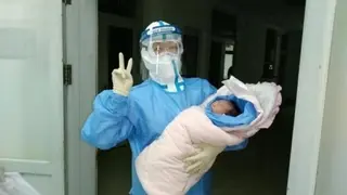 Bebe con coronavirus
