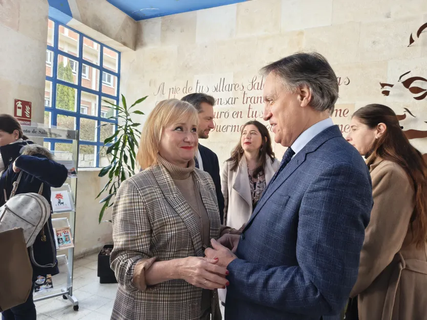 Visita de Leticia García, consejera de Industria, Comercio y Empleo al CEFOL de Salamanca