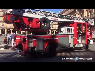 Entrada de Bomberos a la Plaza Mayor
