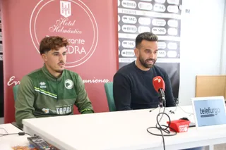 Rueda de prensa de presentación de Damar Abde y valoración del mercado de Antonio Paz