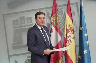 El consejero de Economía y Hacienda y portavoz de la Junta, Carlos Fernández Carriedo, comparece en rueda de prensa posterior al Consejo. ICAL