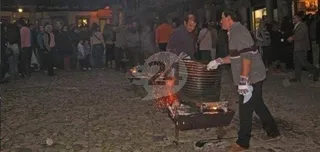 El magosto, fiesta de castañas y fuego por Todos Los Santos