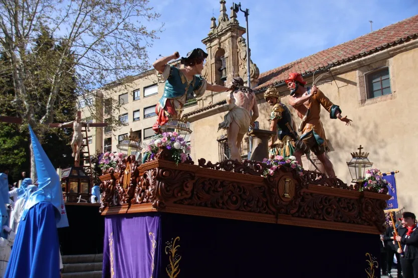 Procesión del Santo Entierro de la Cofradía de la Vera Cruz