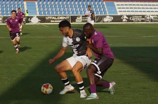 Souley defiende a Pachón | FOTO JUANES