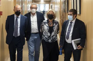 La consejera de Sanidad se ha reunido con el presidente del Colegio de Médicos de Castilla y León. ICAL