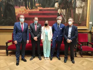 Senadores Colegios Mayores