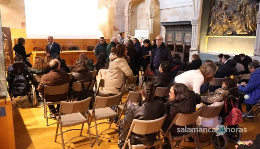 Salida procesional ‘SENTIR’, de la la Hermandad Jesús Amigo de los Niños ‘La Borriquilla’