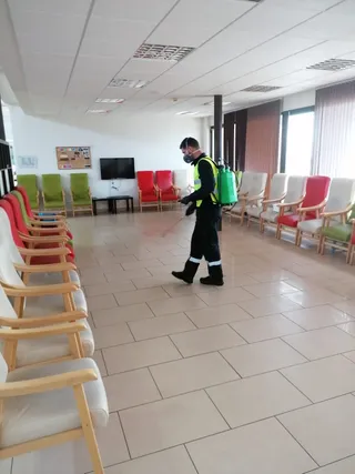 UME Residencia Las Azucenas Calvarrasa de Abajo (8 4 2020) (2)