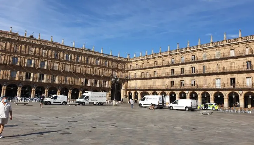 Repartidores en el centro de Salamanca
