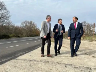 Visita a la carretera SA-220