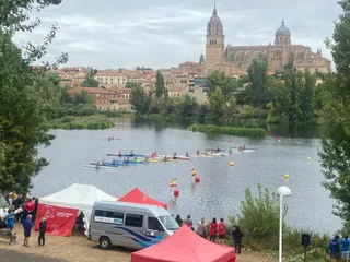 XXVIII Campeonato Regional de Edad de Piragüismo de Castilla y León en el río Tormes a su paso por Salamanca capital | Sergio Villardón
