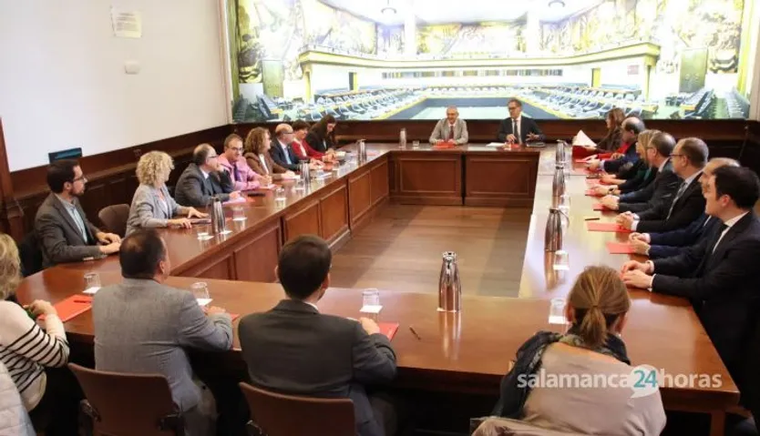 Reunión equipo de gobierno de la universidad y del ayto